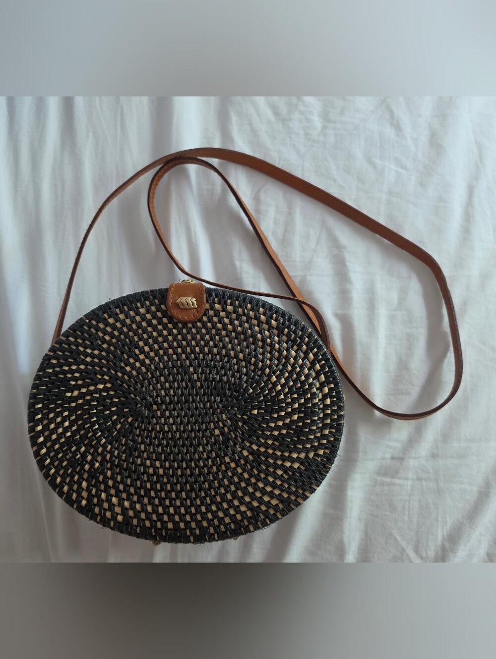 Woven Round Crossbody Bag - Black & Tan